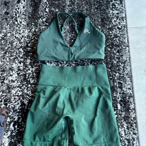 Oner Active Racing Green Sports Bra and Effortless Seamless Shorts Set